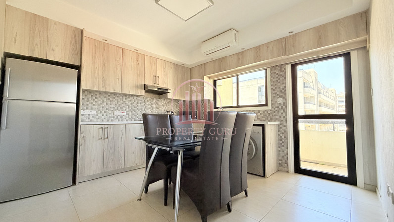 3-bedroom apartments for rent 98 m² in Neapolis, Limassol, Cyprus