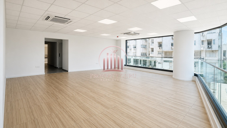 Office 680 m² for rent in Historical Center, Limassol, Cyprus