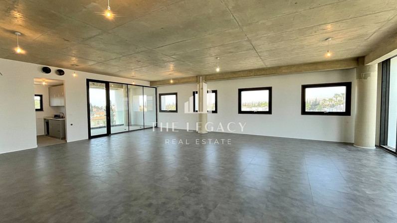 Office 231 m² for rent in Suburb - Polemidia (Kato), Limassol, Cyprus