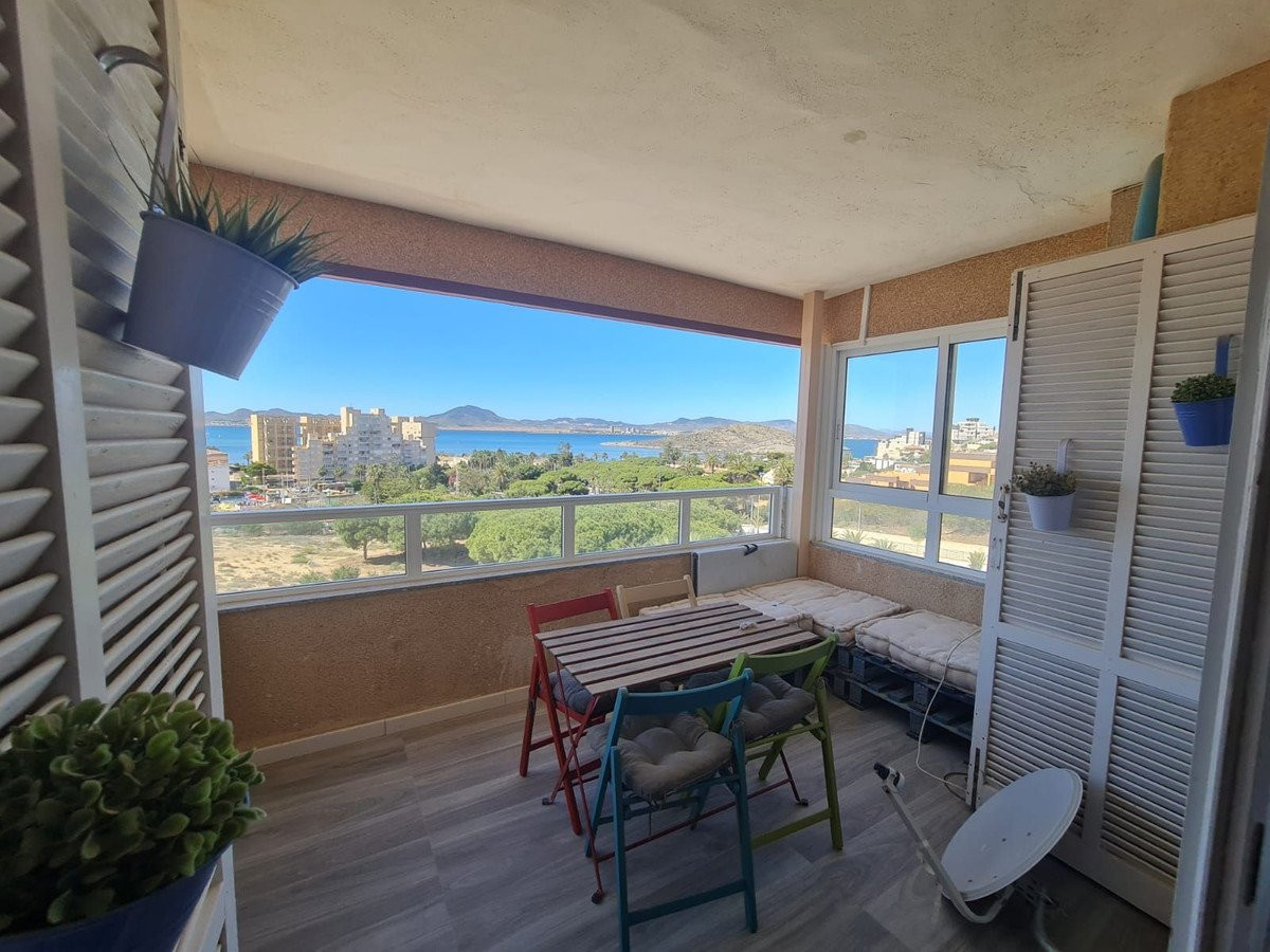 Apartment in Los Alcazares - Image 2