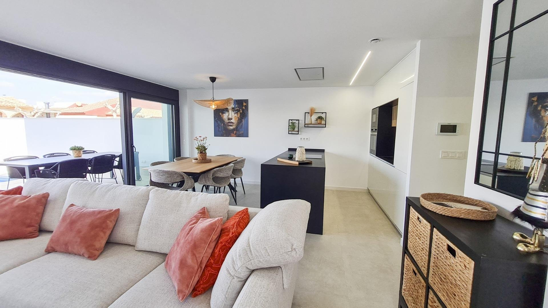 Villa in Los Tarragas - Image 5