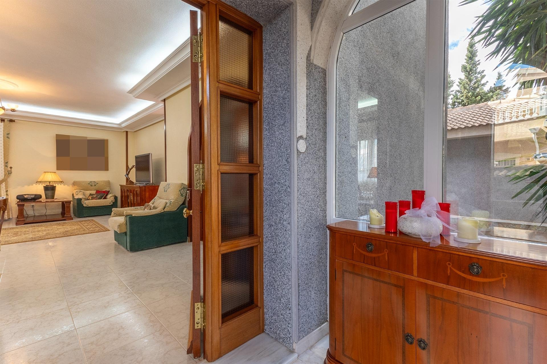 Villa in Ciudad Quesada - Image 5