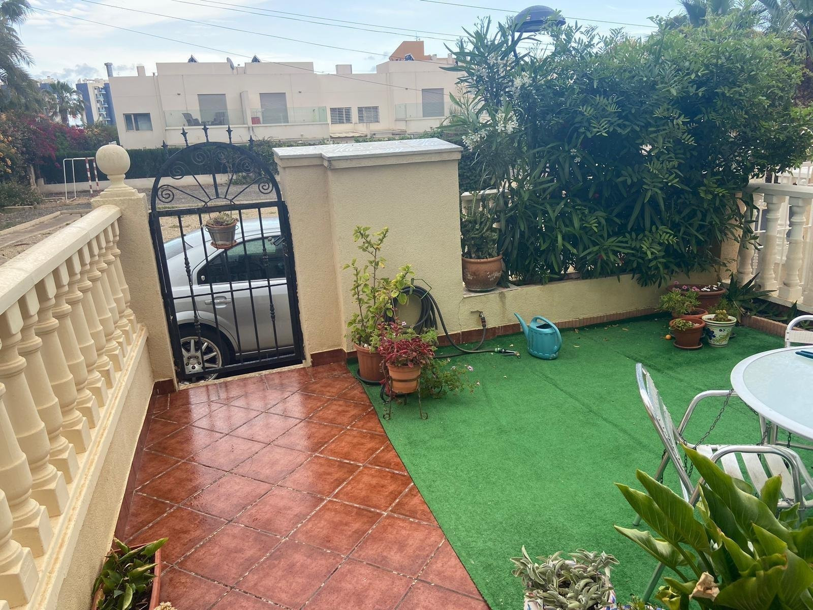 House in Urbanizacion los Balcones - Image 2