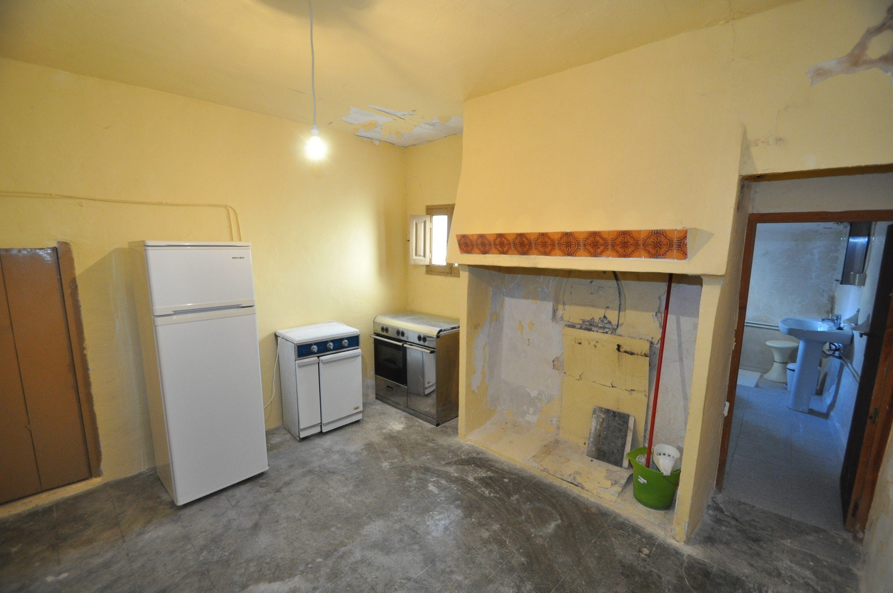 House in Fortuna - Image 5