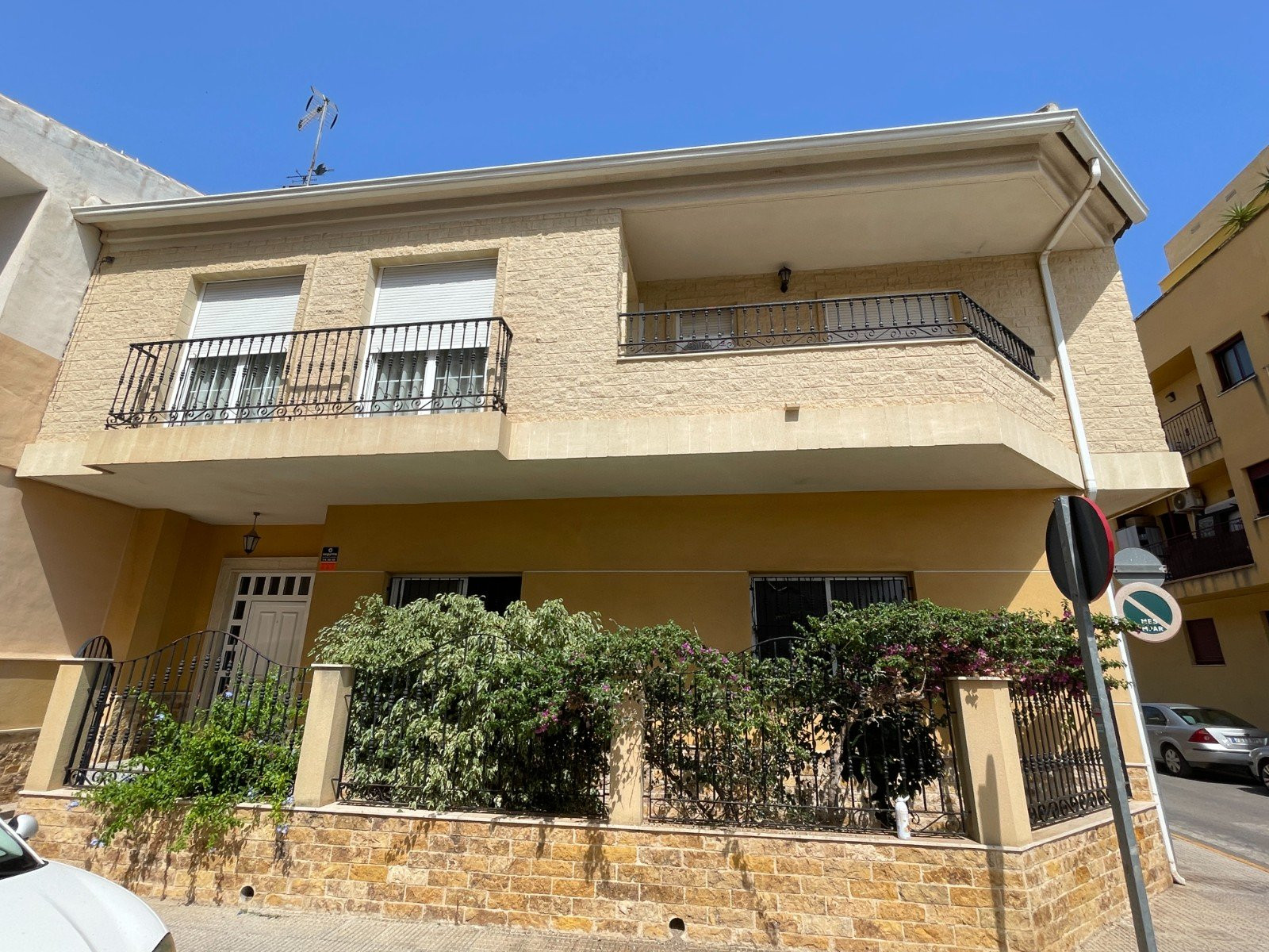 House in Formentera de Segura - view 1