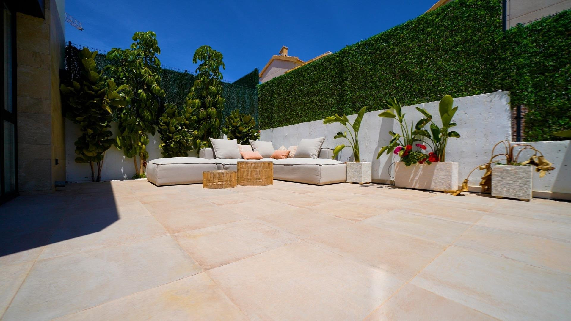 Villa in Urbanizacion los Balcones - Image 2