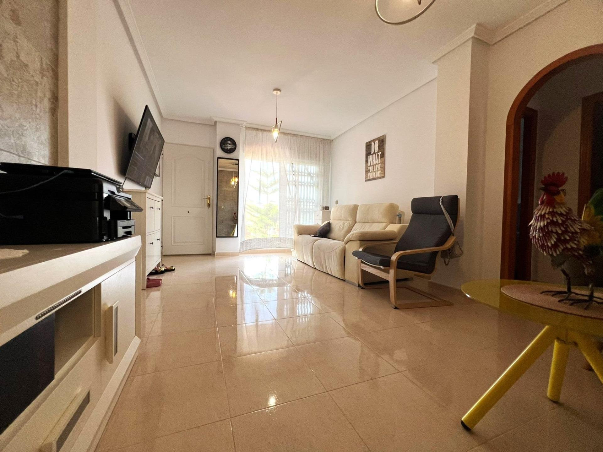 Apartment in La Zenia - Image 3
