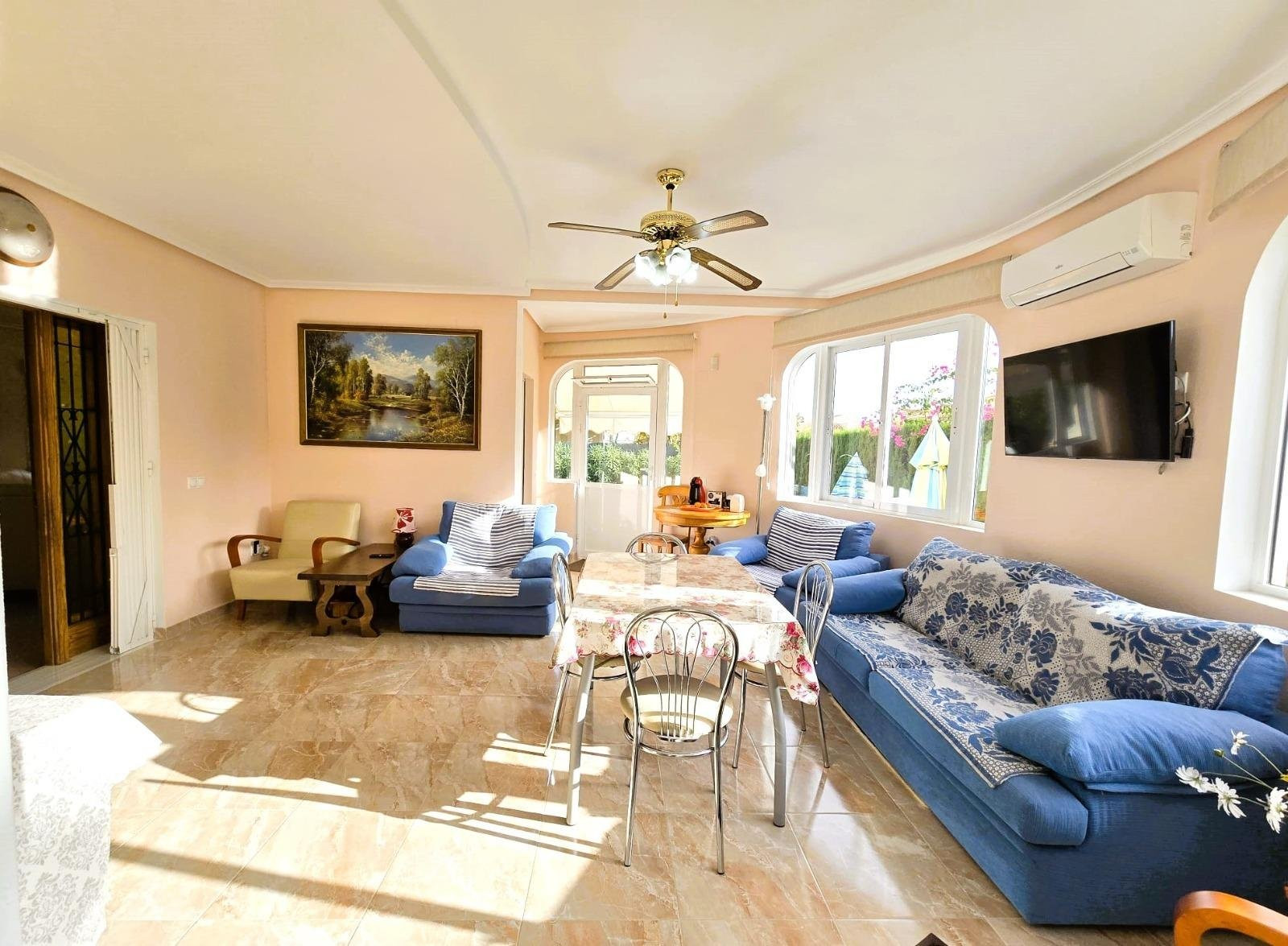 Villa in La Zenia - Image 5