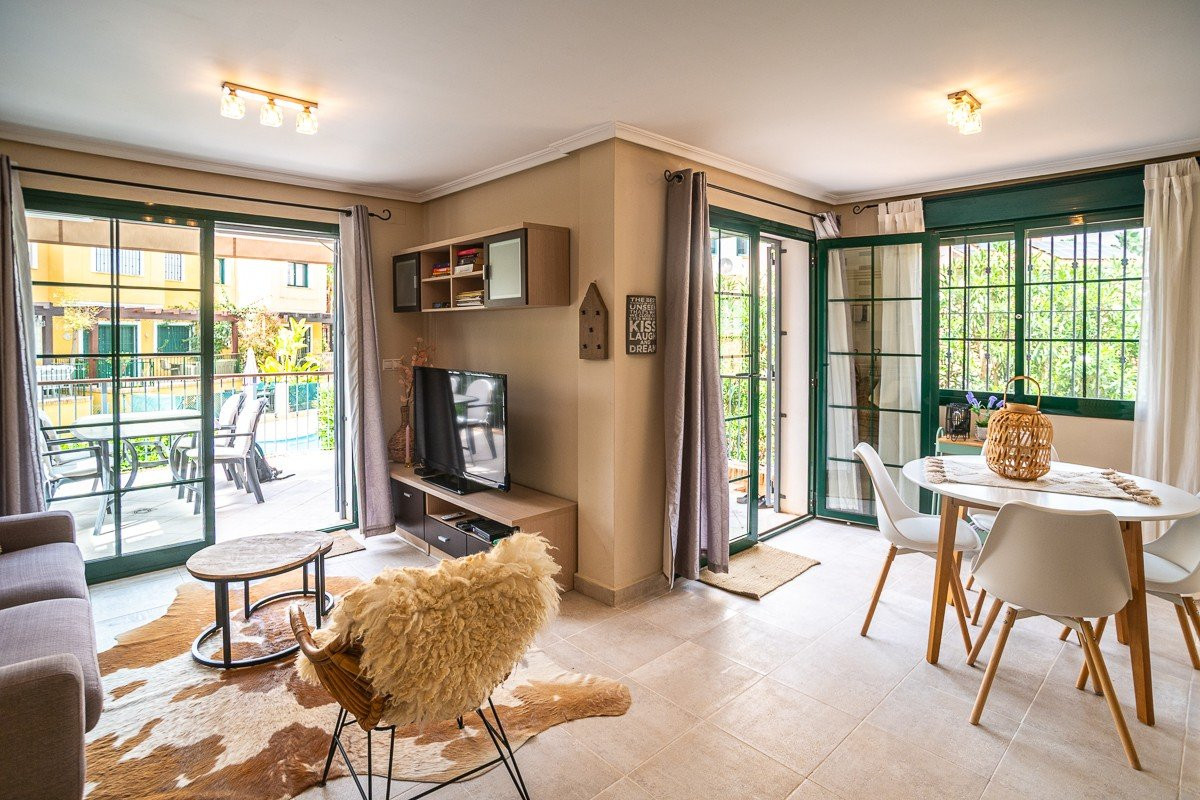 Villa in Urbanizacion los Balcones - Image 3