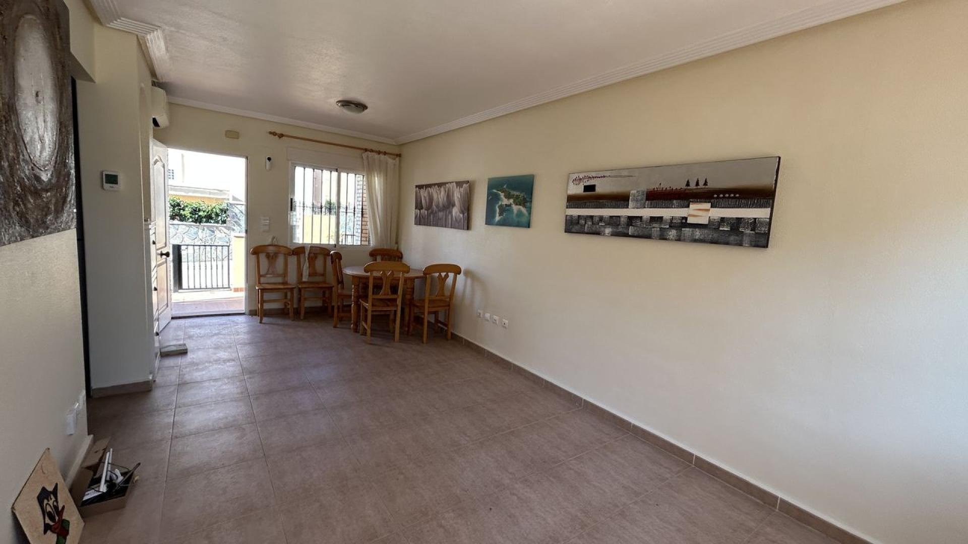 House in Urbanizacion los Balcones - Image 4