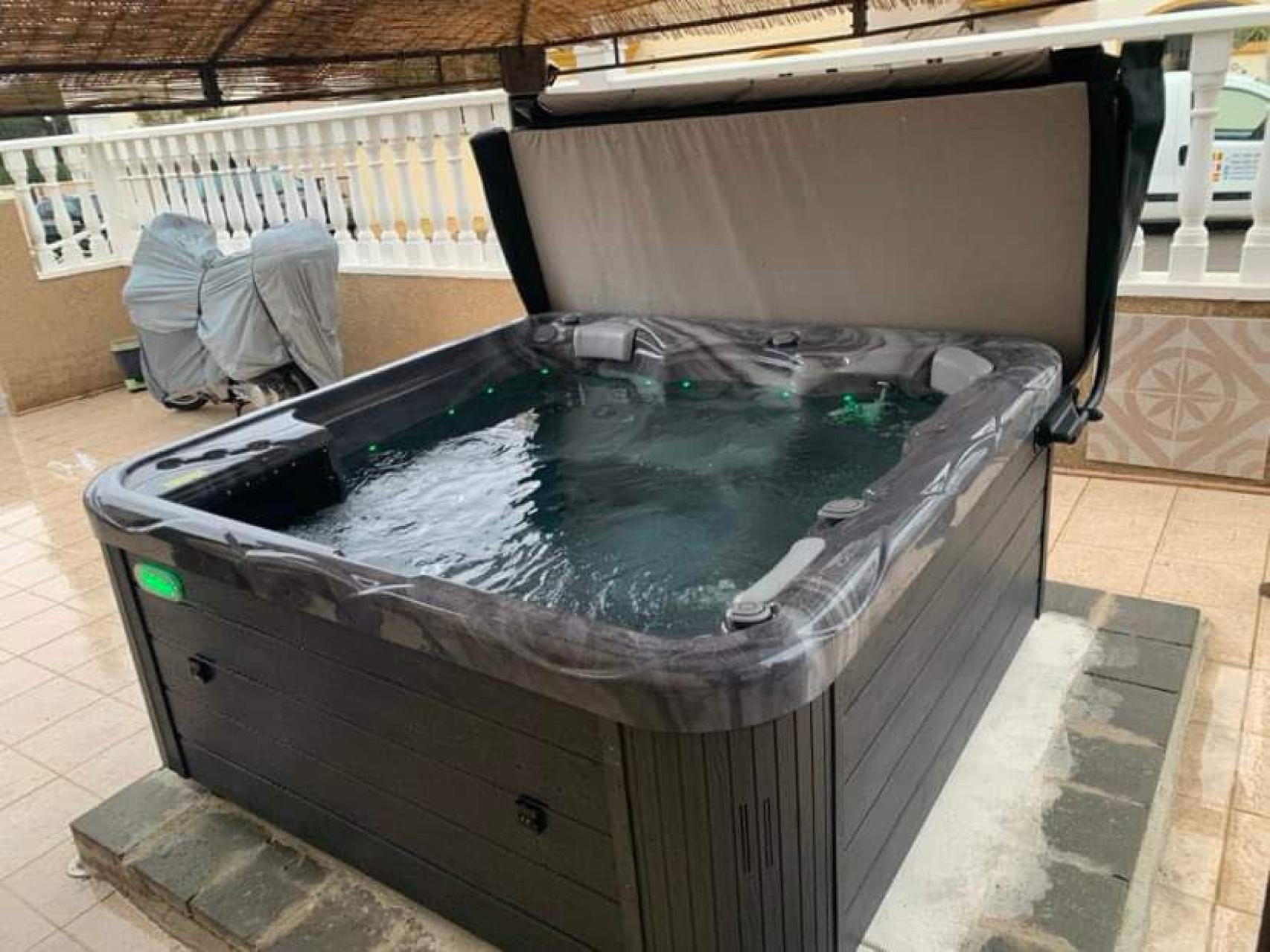 Villa in Urbanizacion los Balcones - Image 5