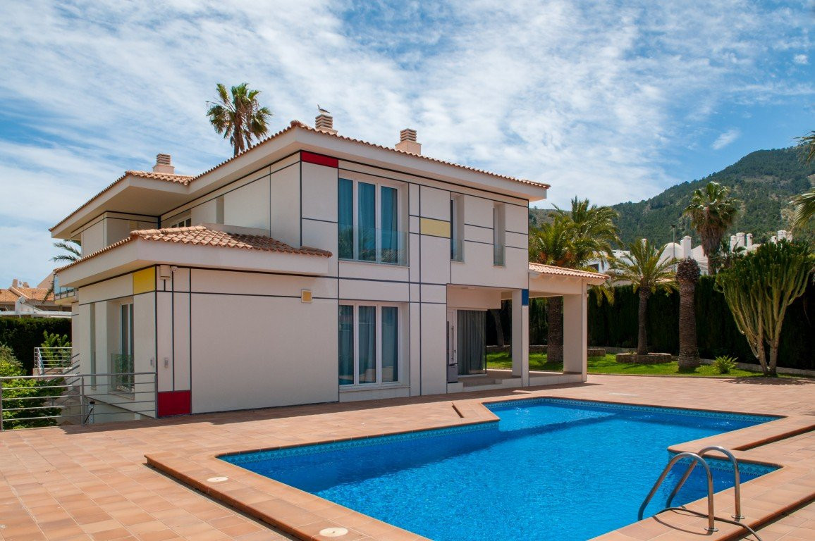 Villa in L'Albir - view 1
