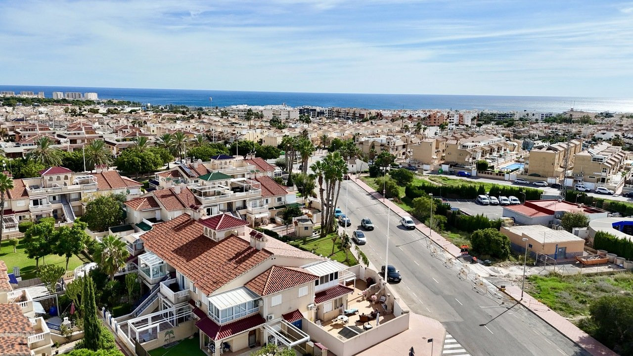 Apartment in La Zenia - view 1