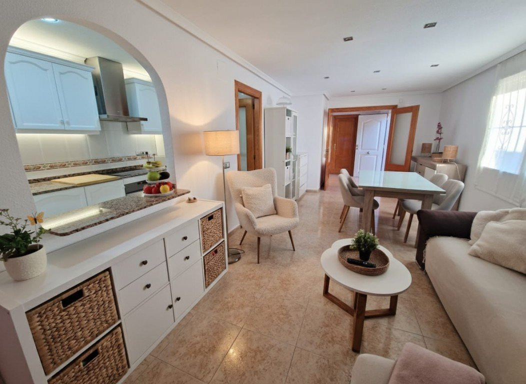 Apartment in La Zenia - Image 2