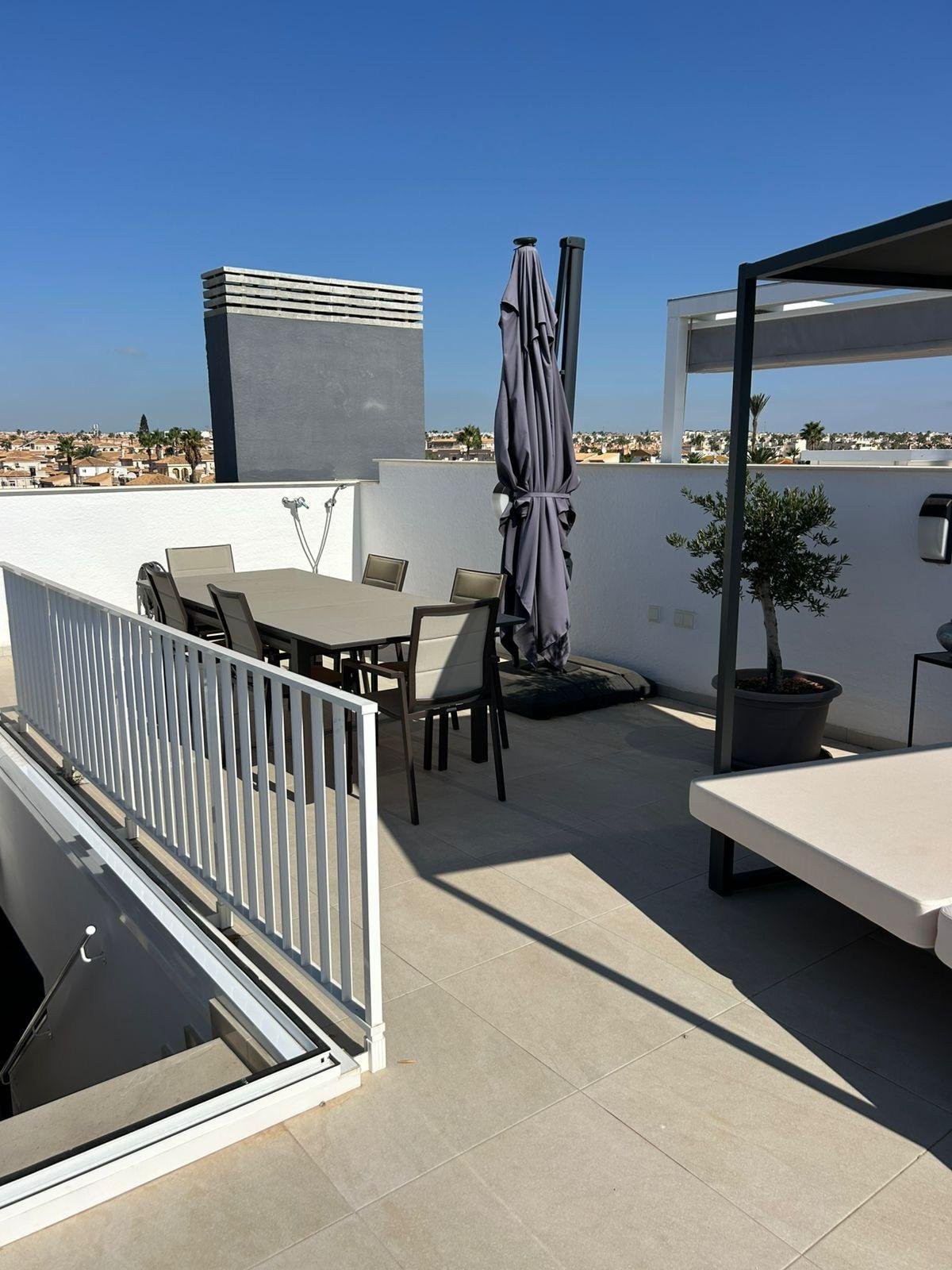 Apartment in Urbanizacion los Balcones - Image 4