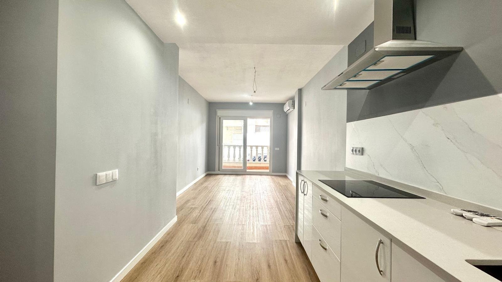 Apartment in Torrelamata - view 1