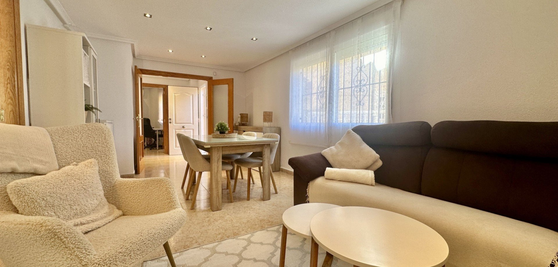 House in Urbanizacion los Balcones - Image 5