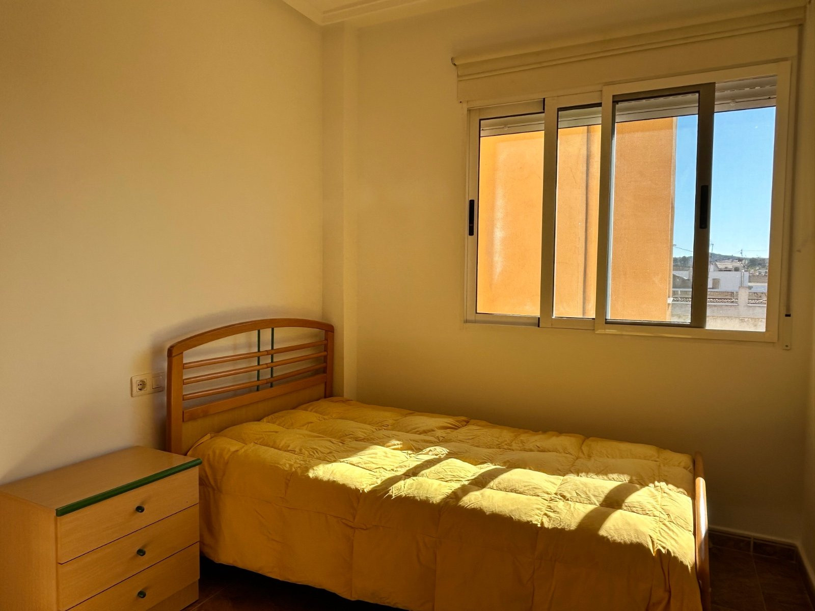 Apartment in Jacarilla - Image 4