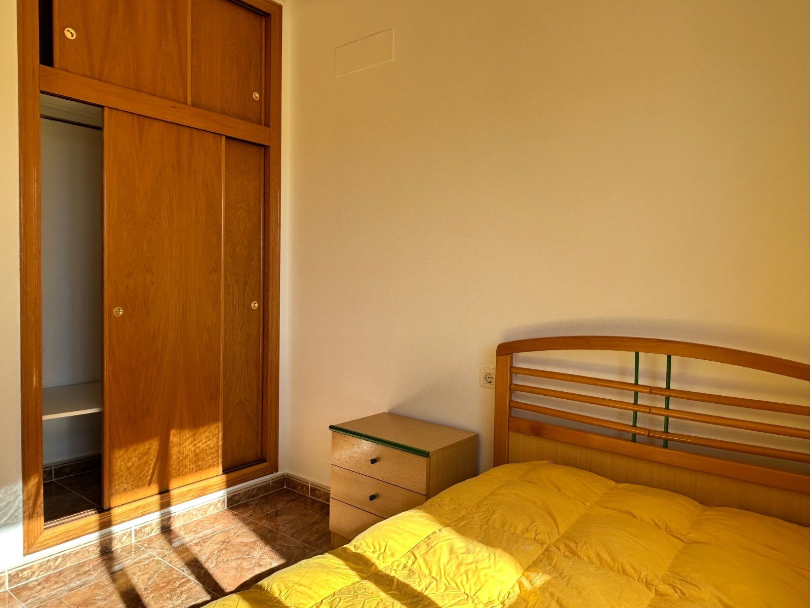 Apartment in Jacarilla - Image 5