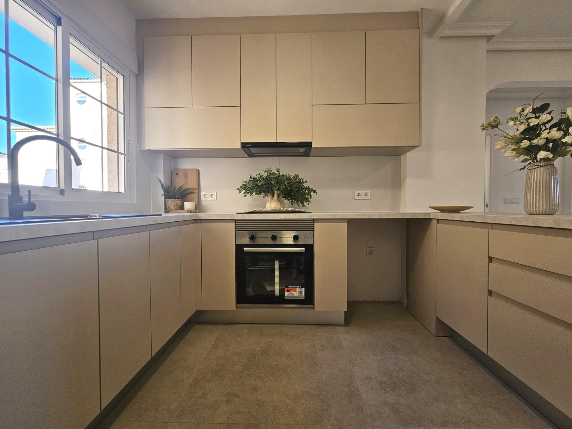 Apartment in Urbanizacion los Balcones - Image 4