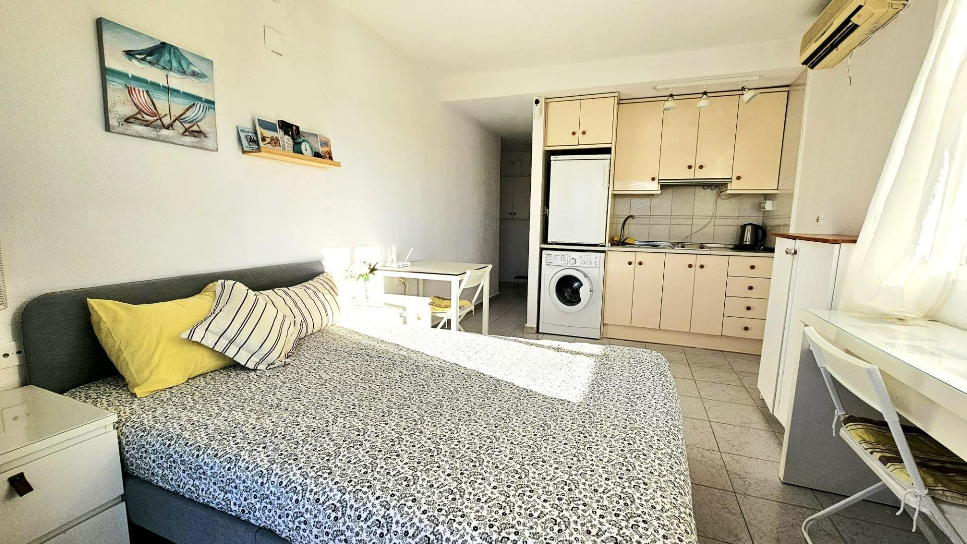 Apartment in Torrevieja - Image 4