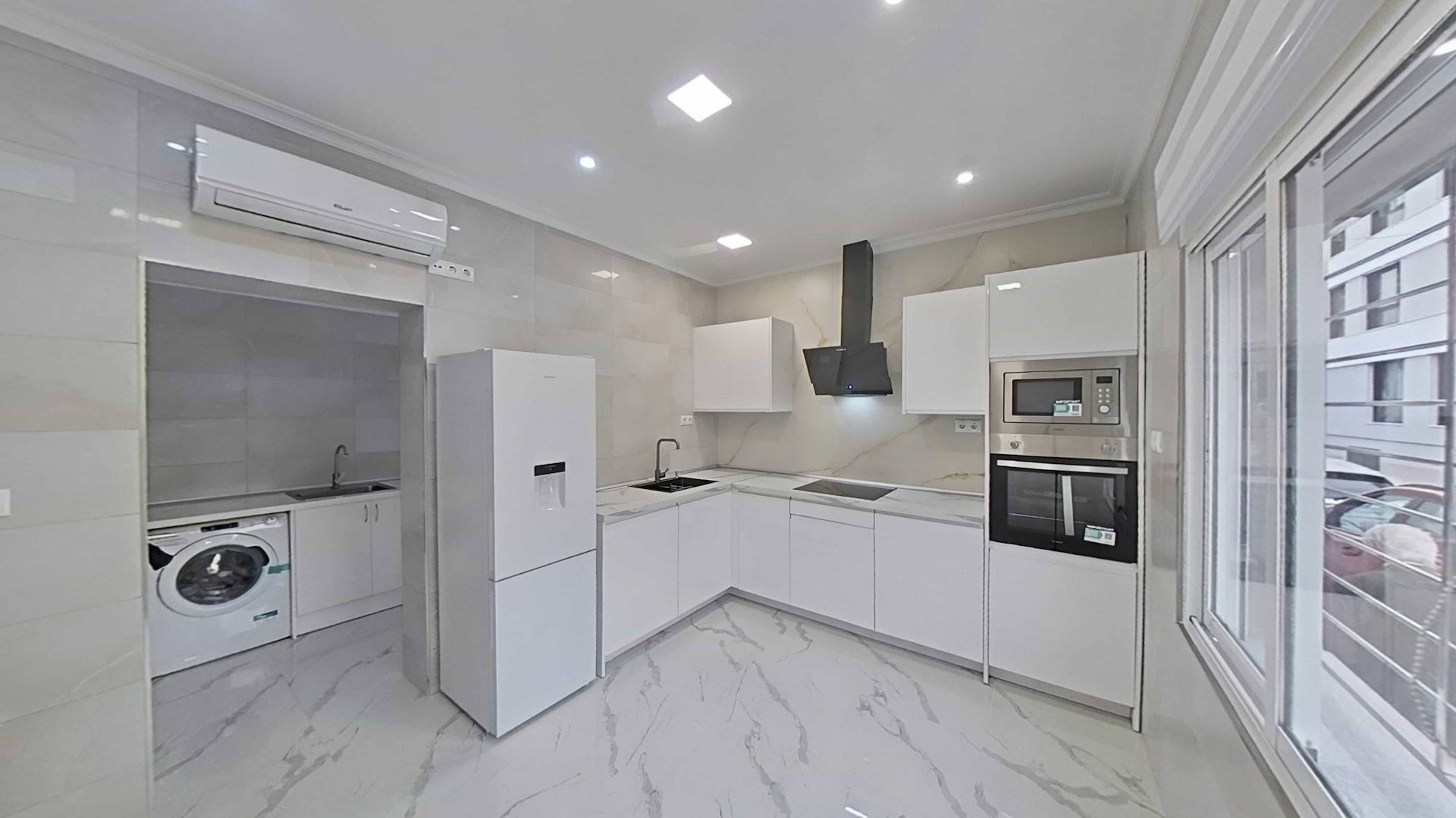 House in San Pedro del Pinatar - view 1