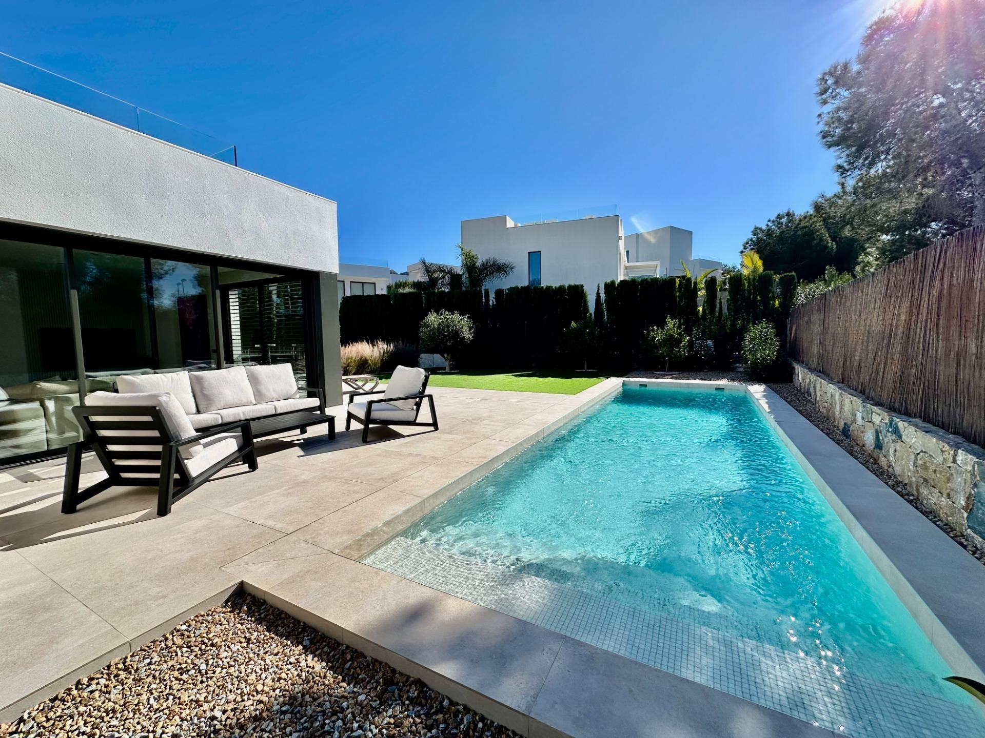 Villa in Pilar de la Horadada - Image 2