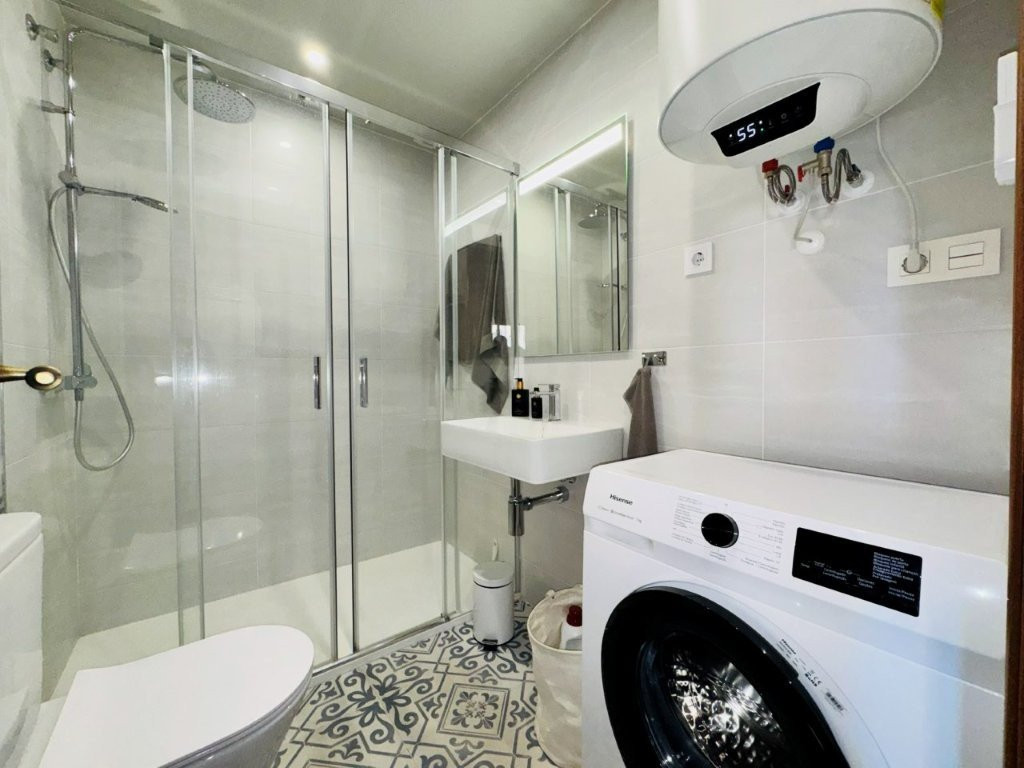 Apartment in Torrelamata - Image 5