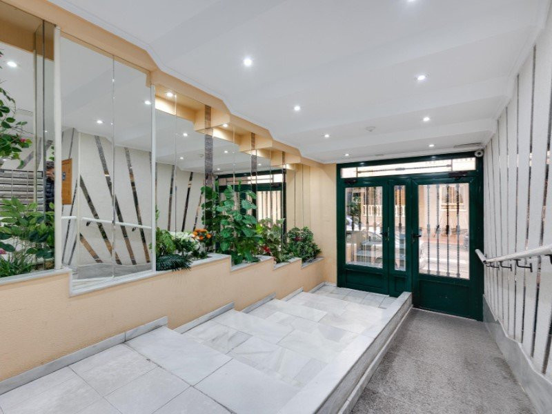 Apartment in Torrevieja - Image 2