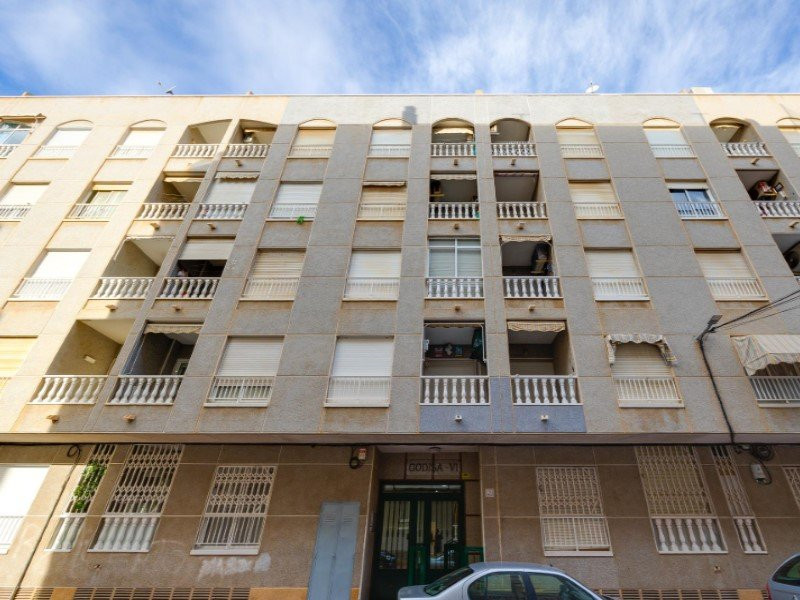 Apartment in Torrevieja - Image 4