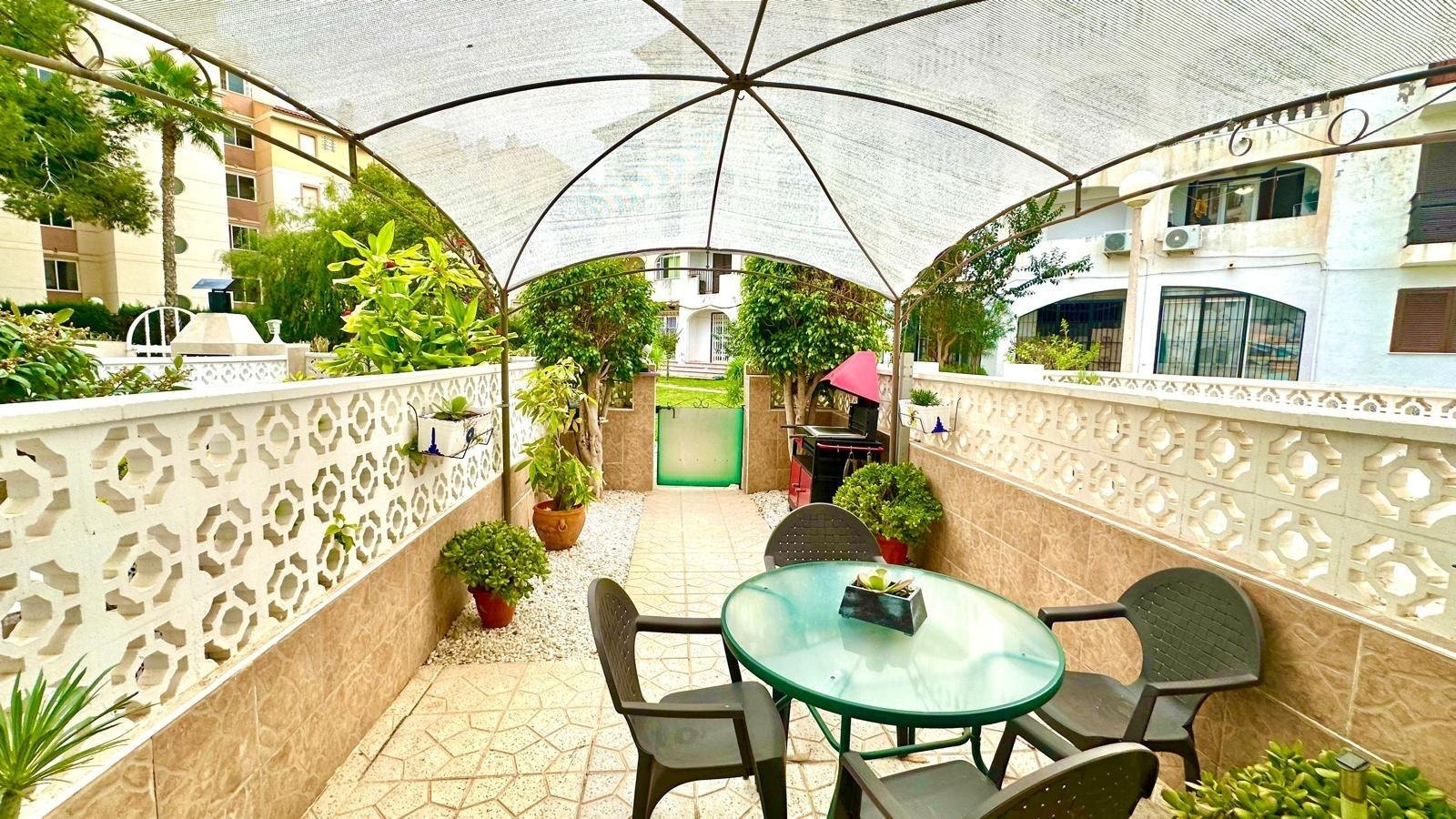 Apartment in Torrevieja - Image 3