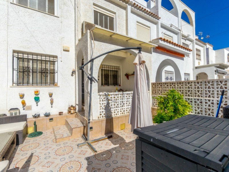 House in Torrevieja - Image 2