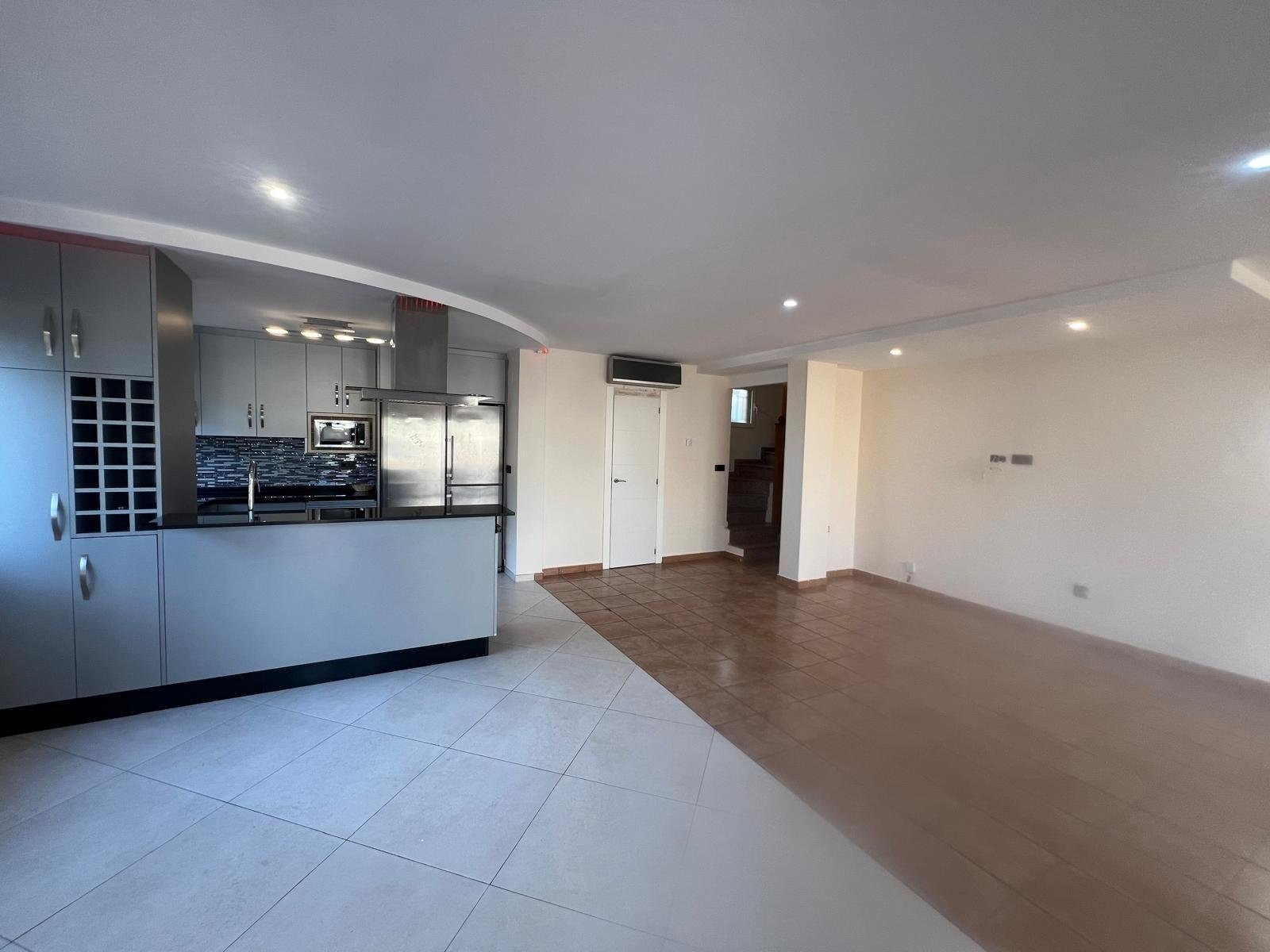 Villa in Urbanizacion los Balcones - Image 5