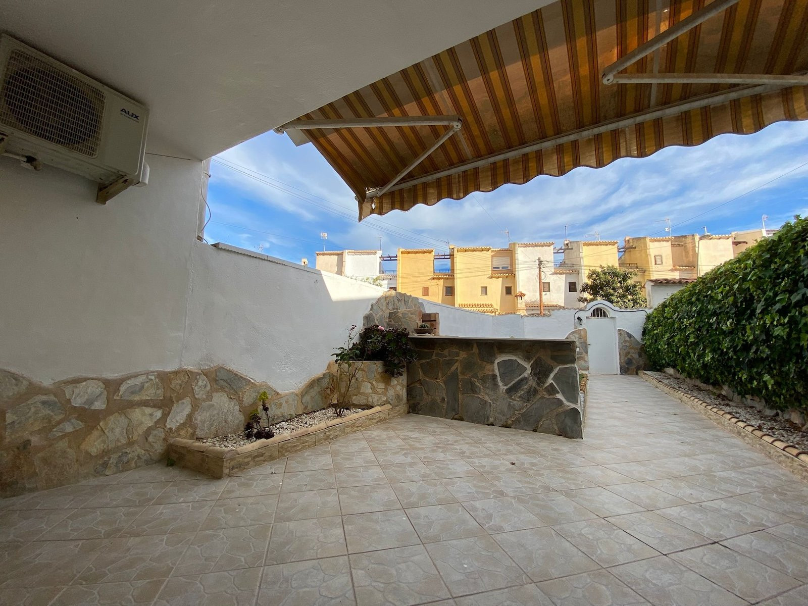 House in Torrevieja - Image 3