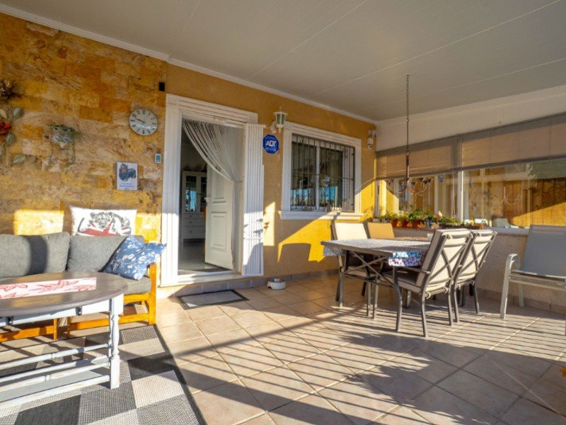 Villa in El Chaparral - Image 4