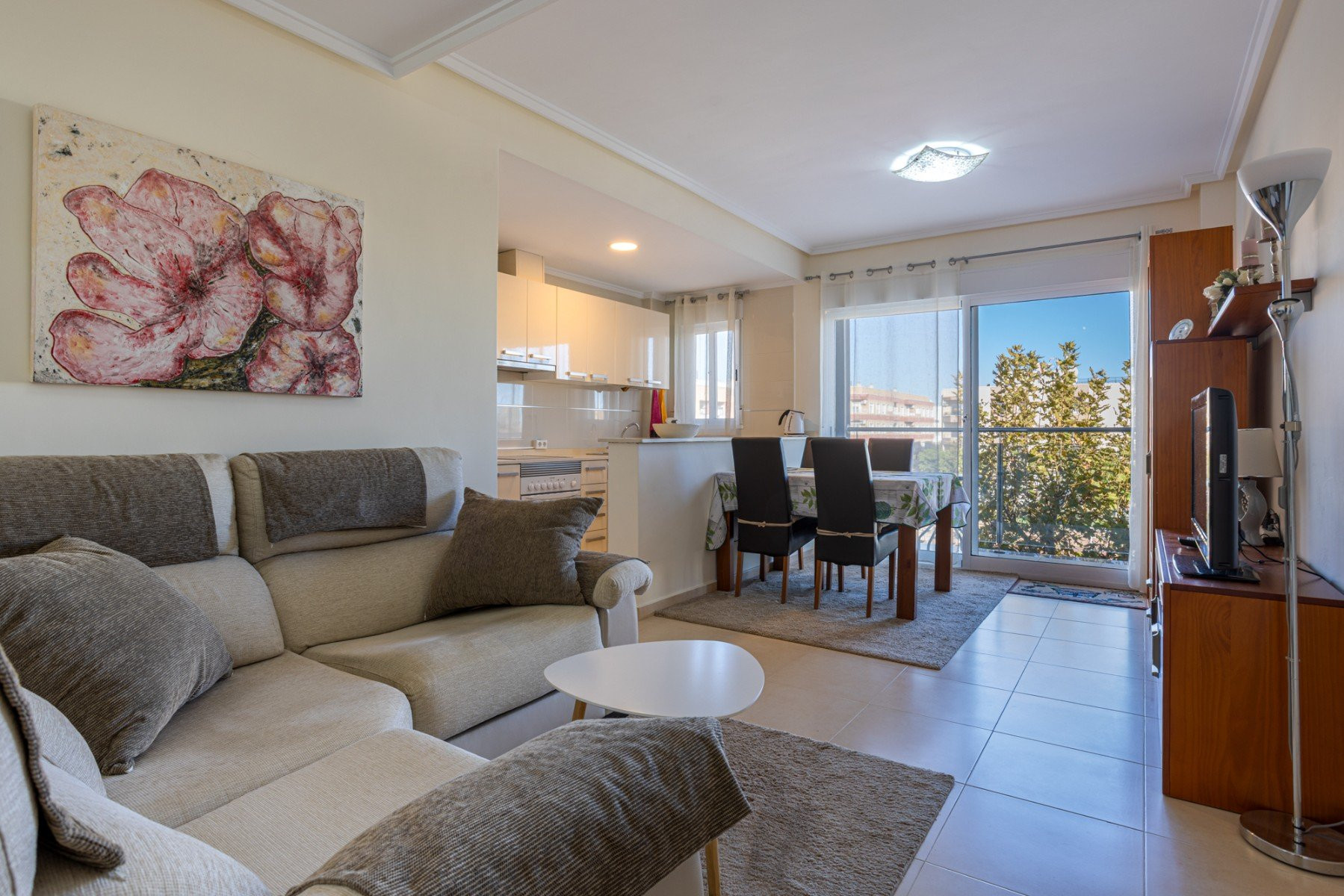 Apartment in Los Montesinos - Image 2