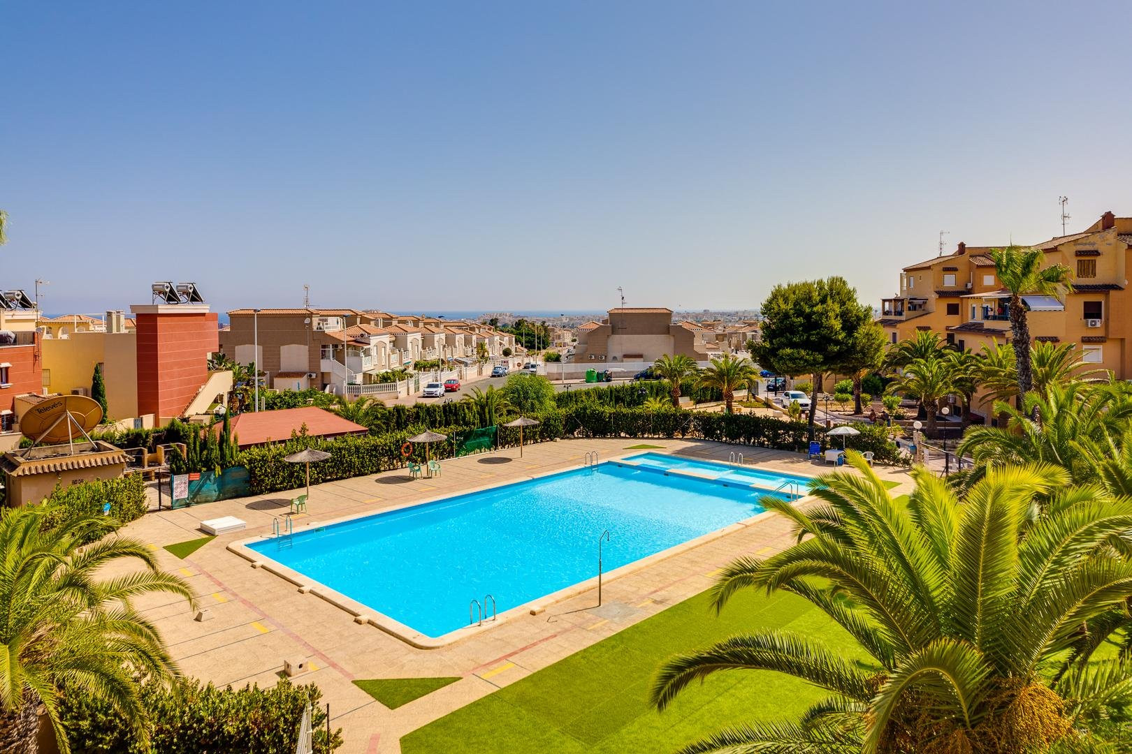 Apartment in Torrevieja - Image 3