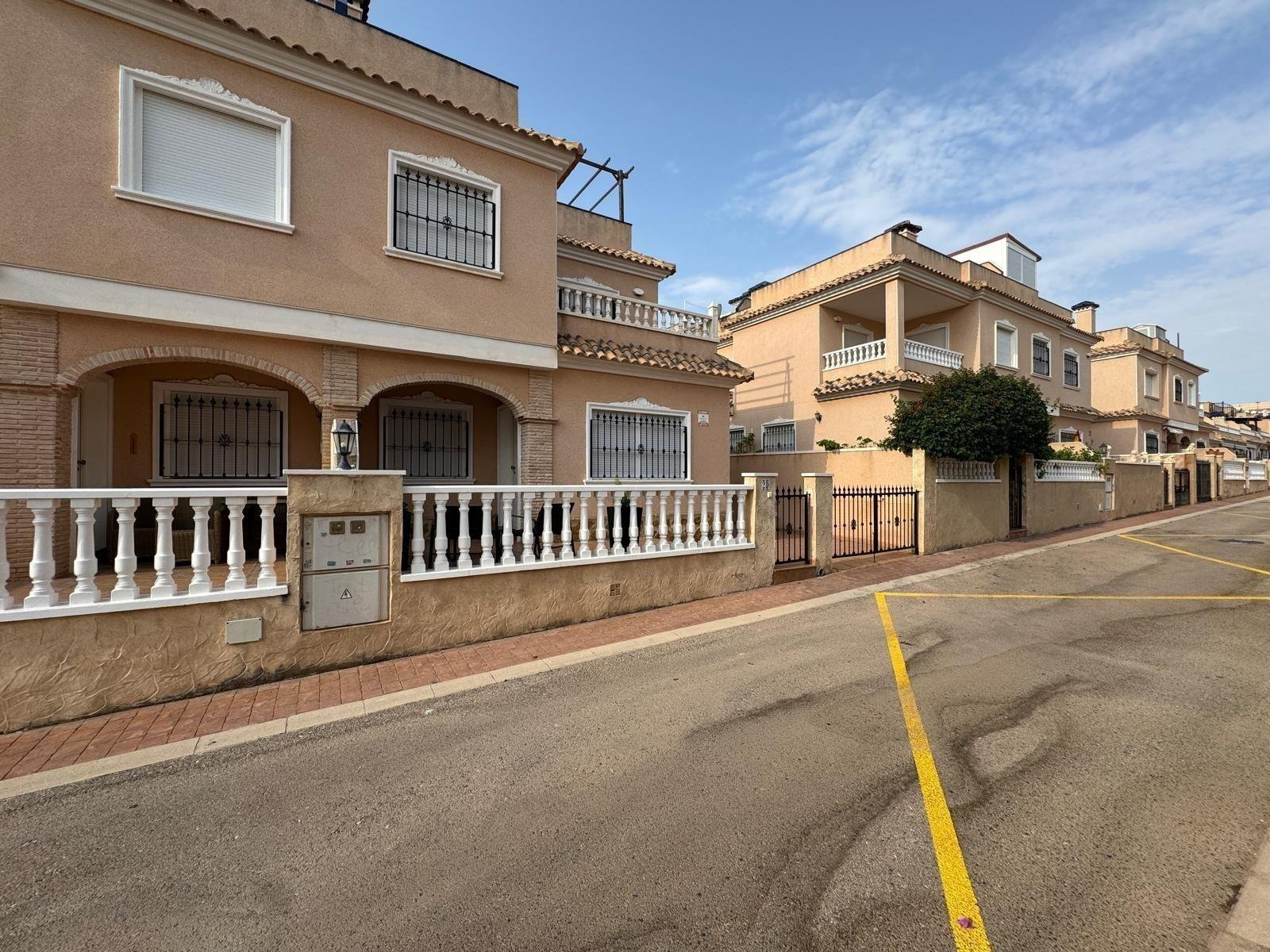 House in Villamartin - Image 4