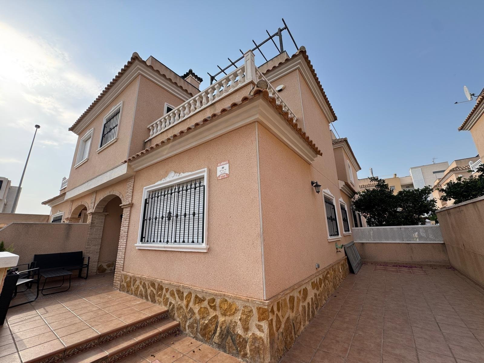 House in Villamartin - Image 5