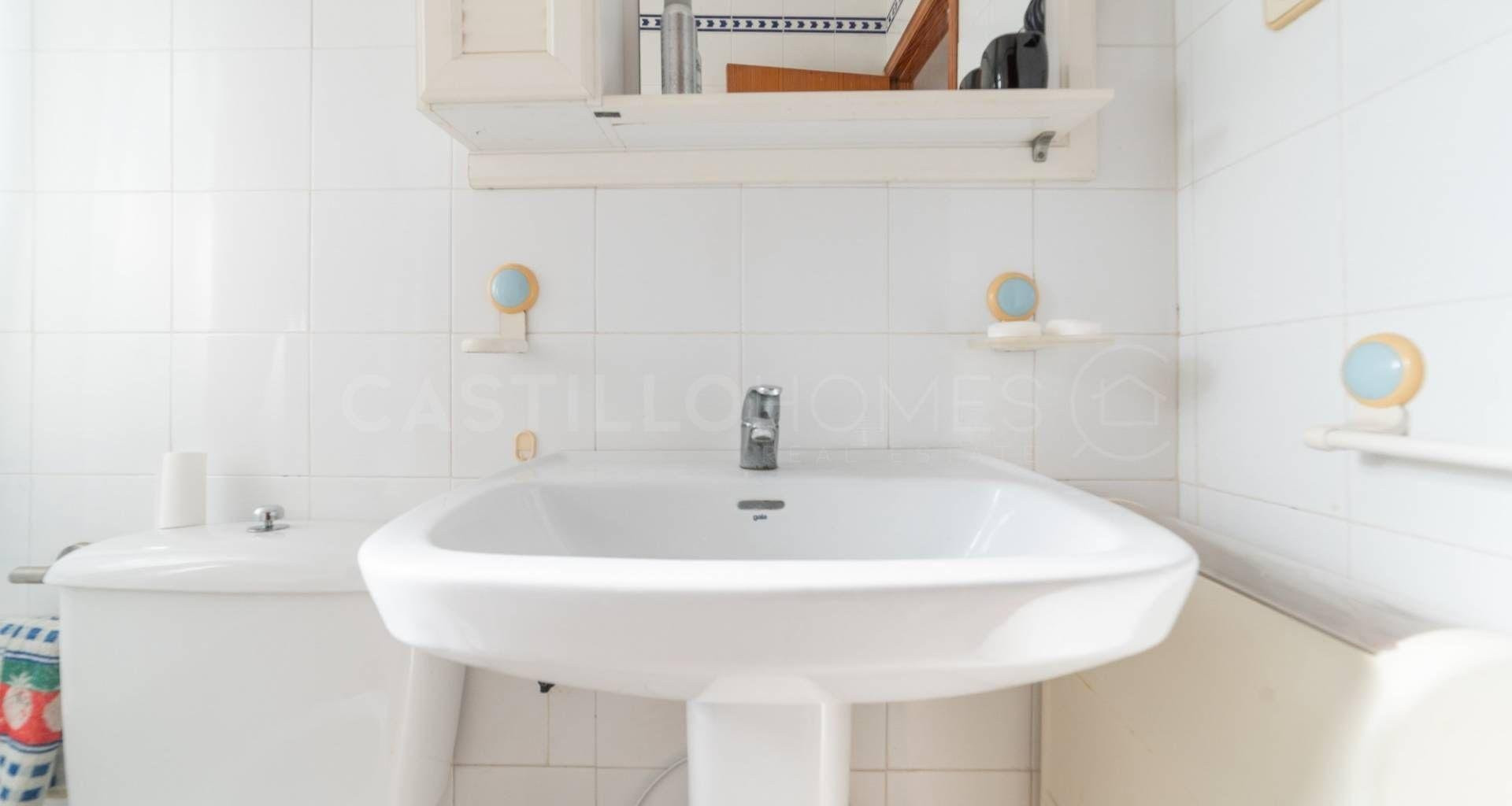 Apartment in Torrevieja - Image 3