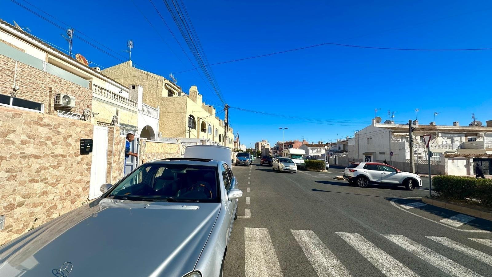 House in Torrevieja - Image 2