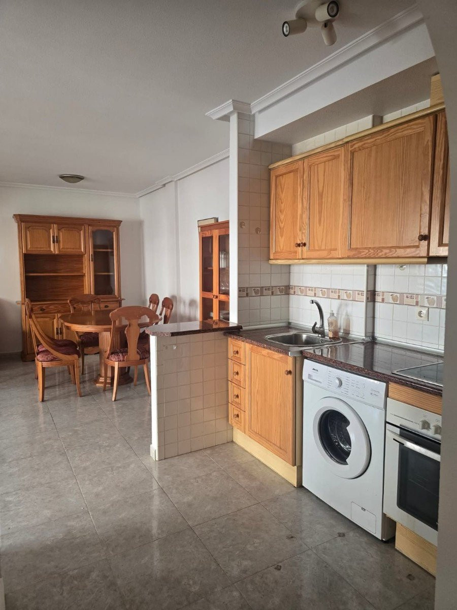 Apartment in Torrevieja - Image 4
