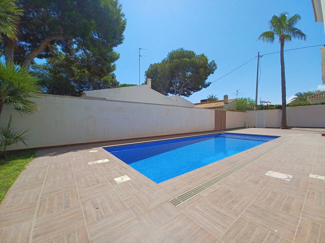 Villa in La Zenia - Image 3