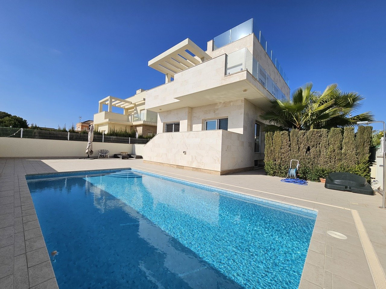 Villa in La Zenia - Image 4
