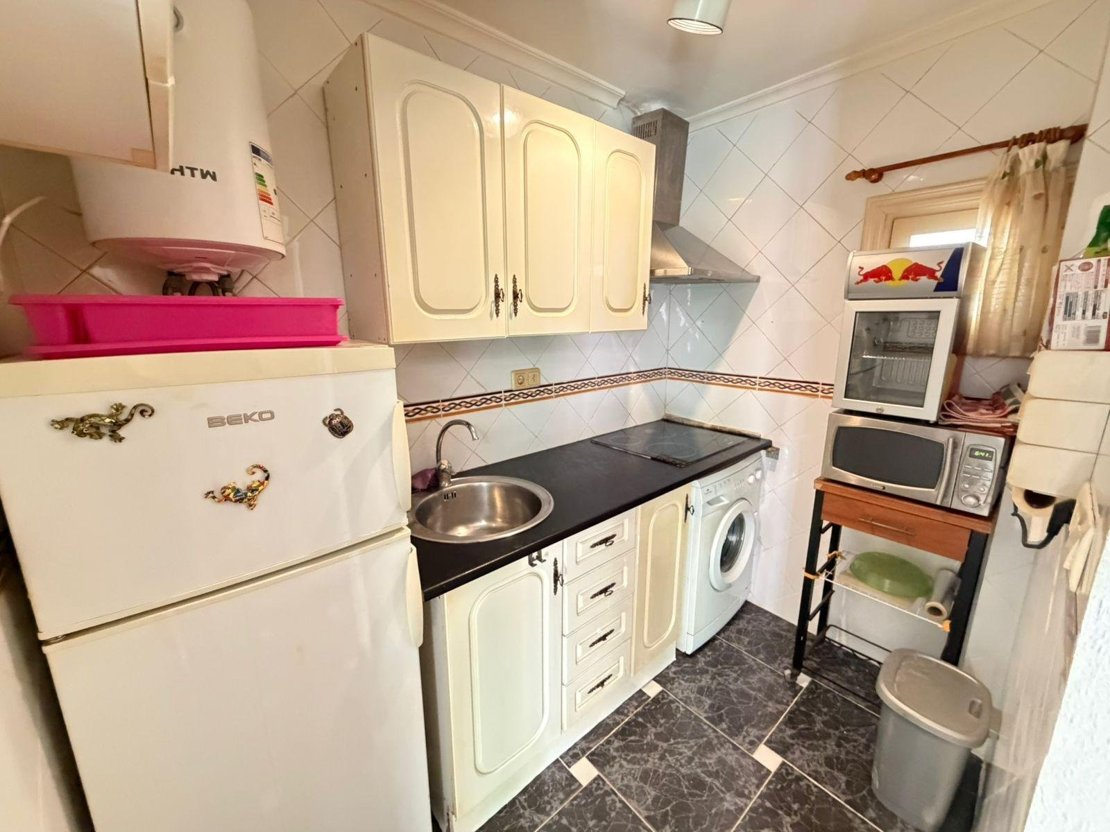 Apartment in Torrelamata - Image 3