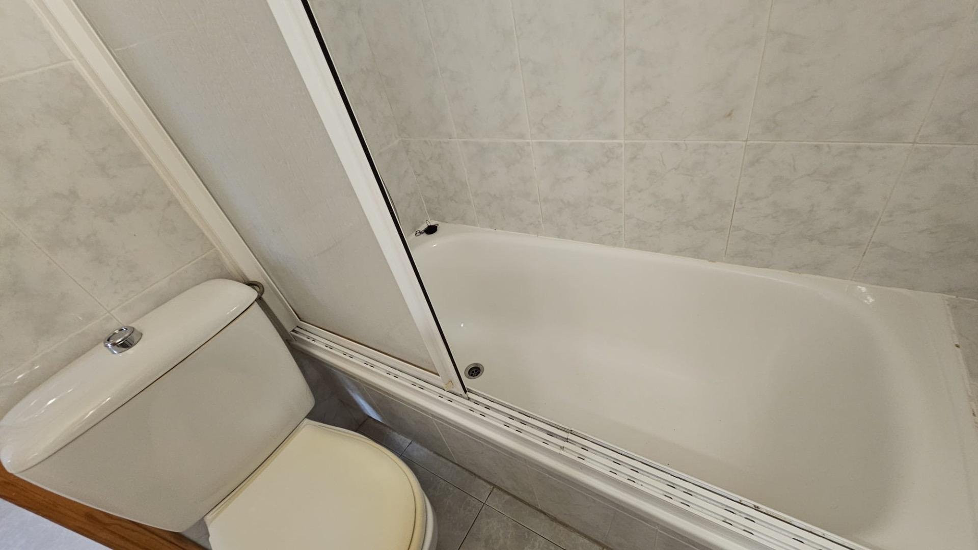 Apartment in Torrevieja - Image 3