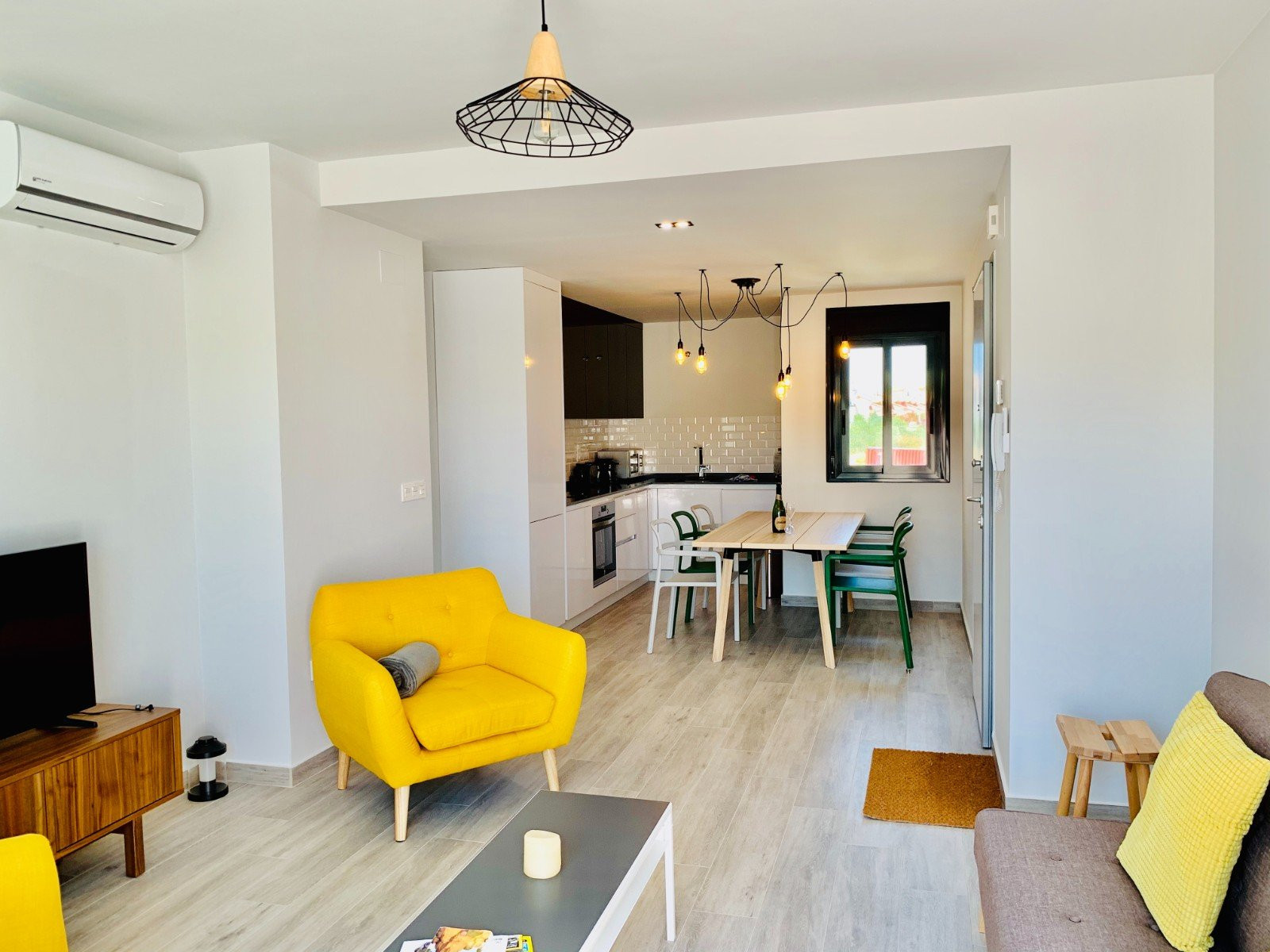 Apartment in San Miguel de Salinas - Image 3