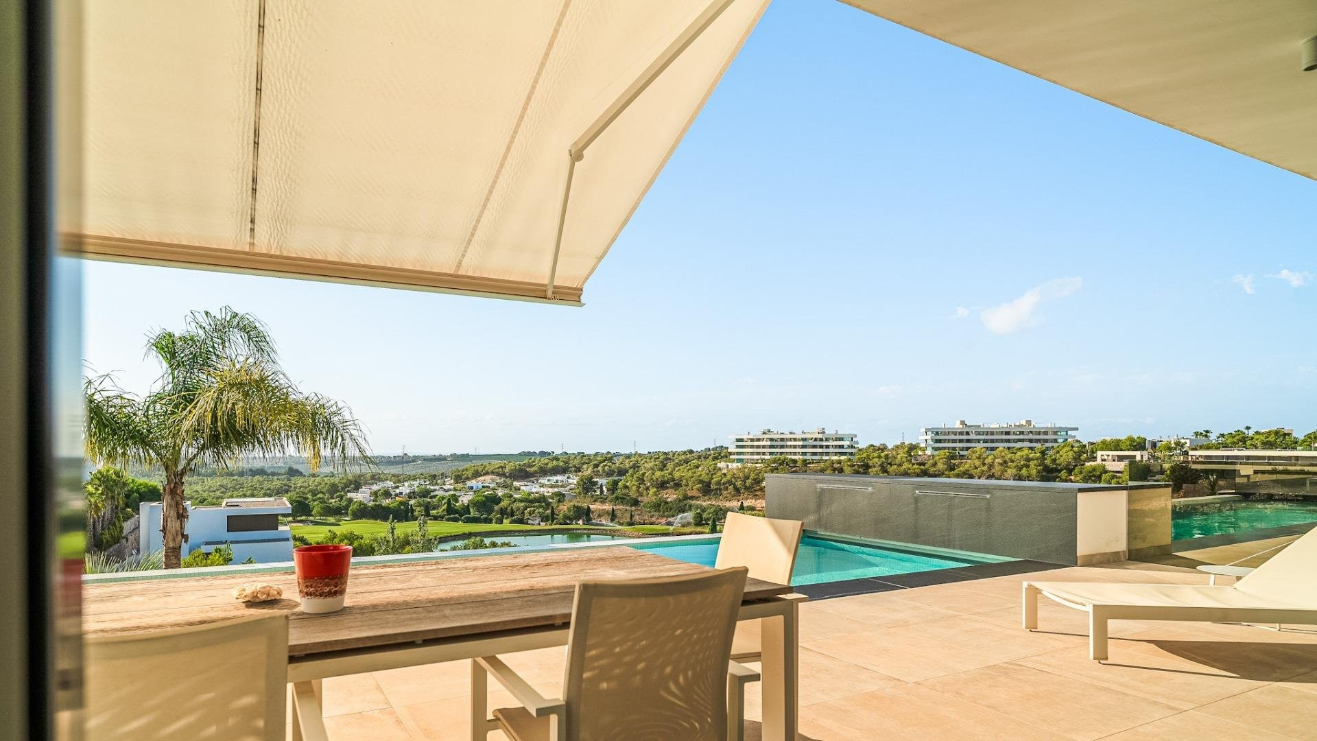 Villa in Dehesa de Campoamor - Image 3