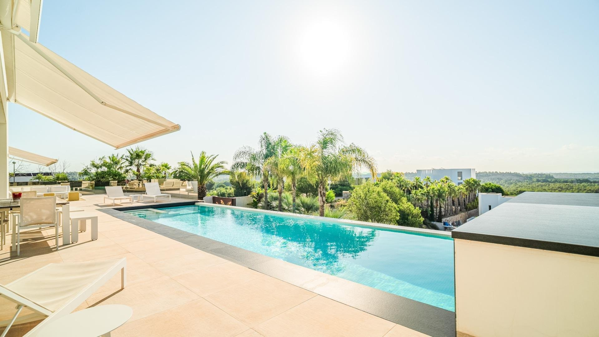 Villa in Dehesa de Campoamor - Image 4