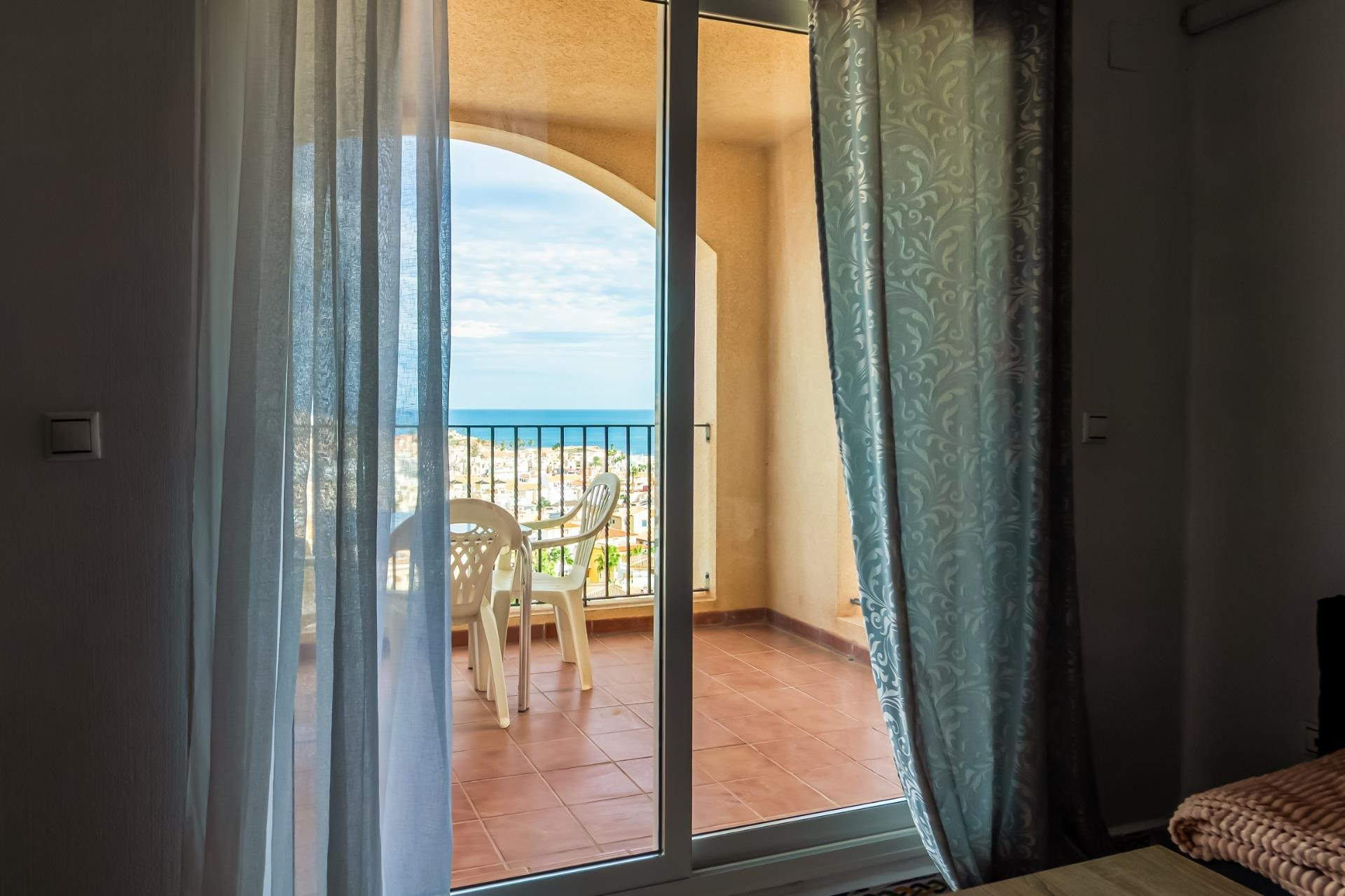 Apartment in Torrevieja - Image 3